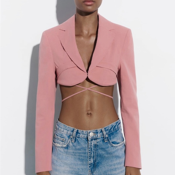 ZARA Cropped Blazer - Picture 3 of 8